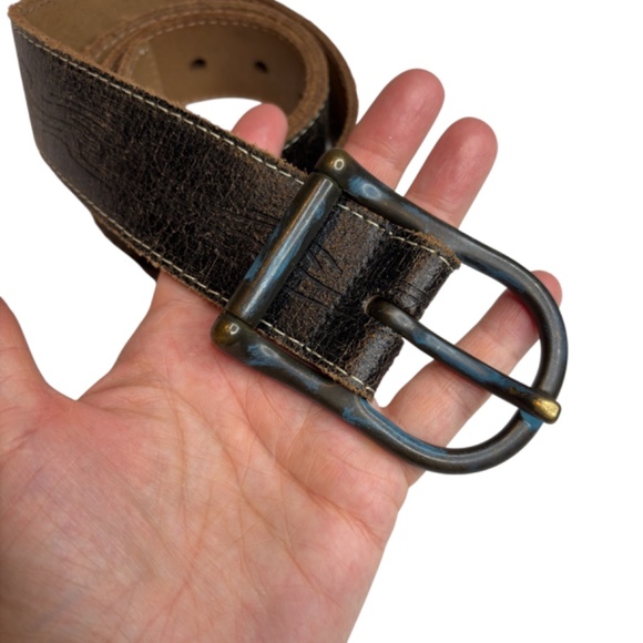 Leather Belt With Embossed Design - Picture 2 of 7